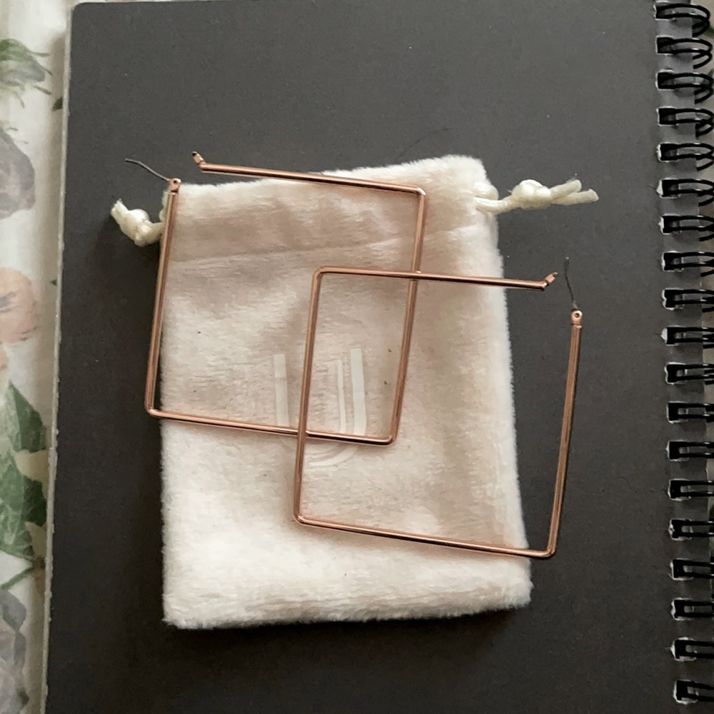 Uncommon James rose gold earrings